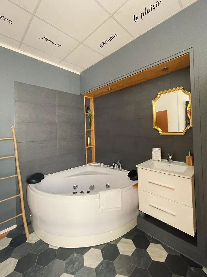 Apartment L'Appart D'Hugo Chambery